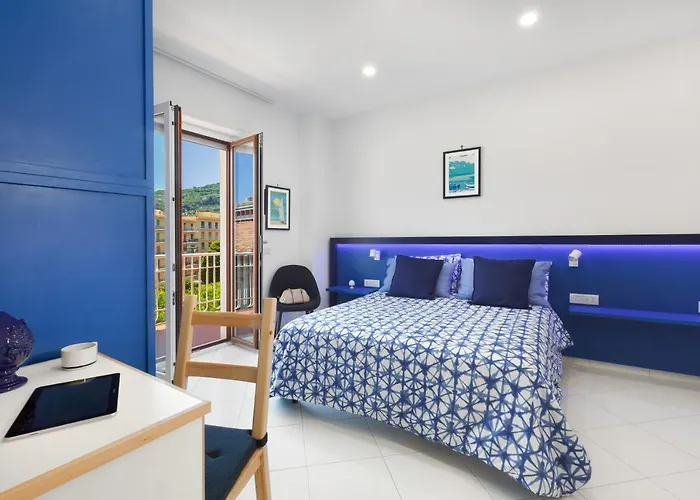 Cafiero Blue * Sorrento